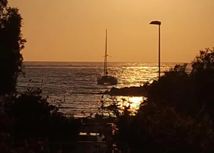 住宿加早餐酒店 Orlamare 阿格罗波利